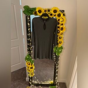 Long Sleeve Comfortable Stretchy Keyhole Grey Dress - Large